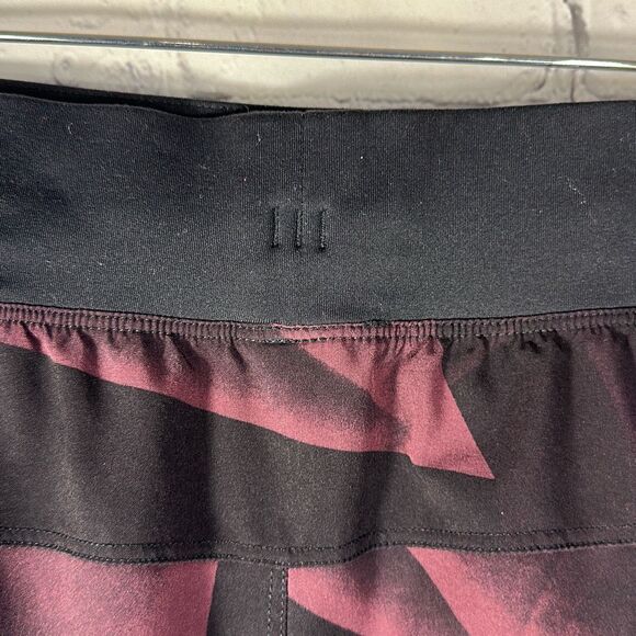 Lululemon THE Linerless Shorts Medium Black Gym Shorts Pockets drawstring - Picture 4 of 9